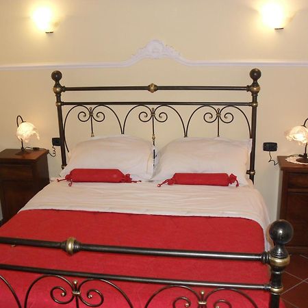 B&Bhotel Emmanuel Napoli Экстерьер фото