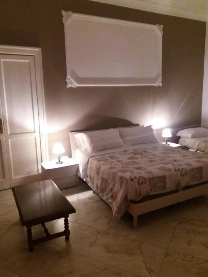 B&Bhotel Emmanuel Napoli Экстерьер фото