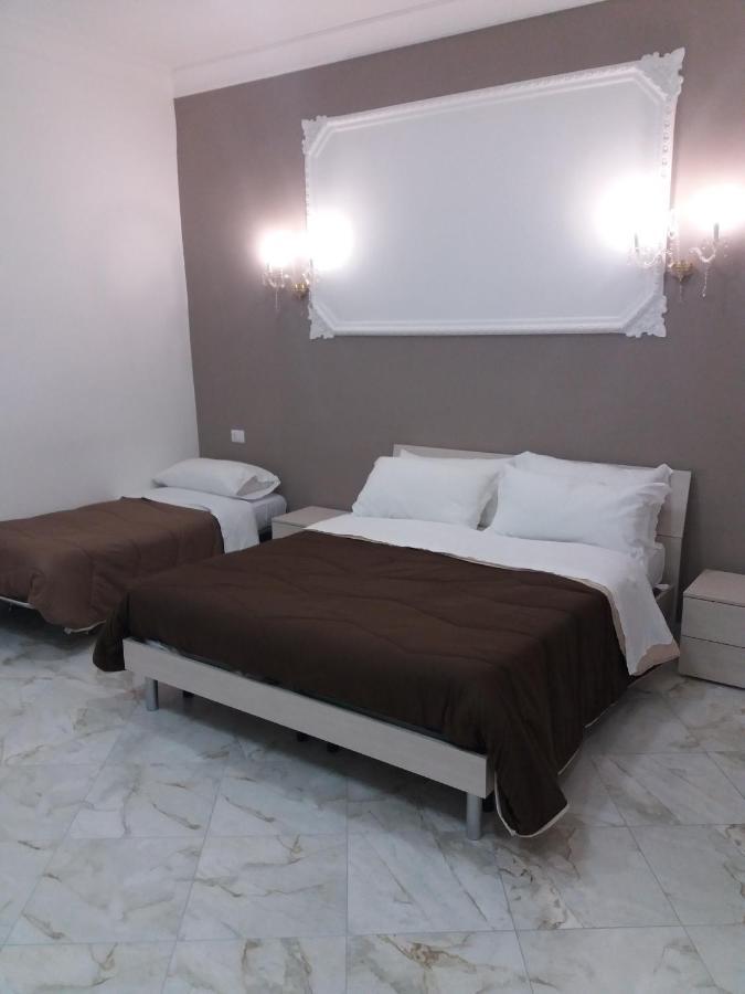 B&Bhotel Emmanuel Napoli Экстерьер фото